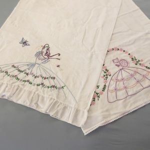 COPY - VTG 50's 60's Pair / Set Pillowcases Hand Embroidered Southern Belles